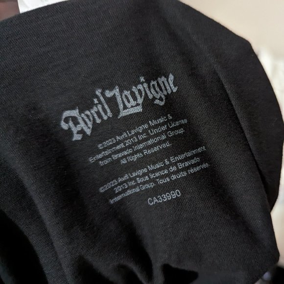 Avril Lavigne Love Sux Graphic Tee Boyfriend Black Shirt New! - Picture 4 of 8
